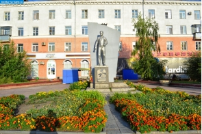 Курганская область. Памятник Коле Мяготину в Кургане