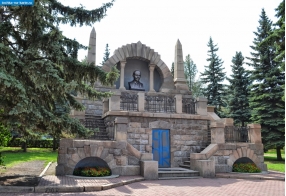 Челябинская область. Монумент Ленина в Челябинске (в народе - "Суфлёр")