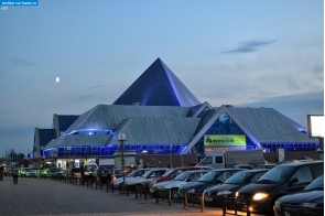 Челябинская область. Торговый центр Пирамида в Челябинске