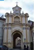 Литва. Василианские ворота (Basilian Gate) в Вильнюсе