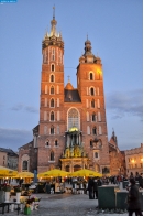 Польша. Вид на собор Успения Святой Девы Марии в Кракове
