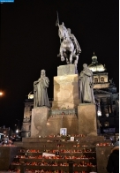 Чехия. Памятник Святому Вацлаву на Вацлавской площади в Праге