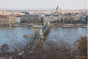 Венгрия. Цепной мост Сечени через Дунай в Будапеште