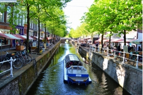 Нидерланды. Канал в Делфте