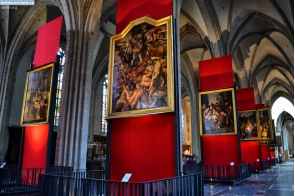 Бельгия. Картины в Соборе Антверпенской Богоматери