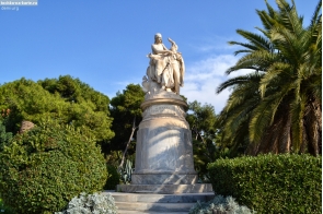 Греция. Памятник Байрону в Афинах