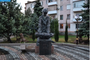 Крым. Памятник чернобыльцам в Керчи