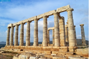 Греция. Храм Посейдона на мысе Сунион в Греции