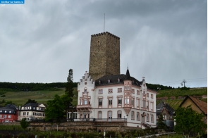 Германия. Башня крепости Бремзербург и вилла Штурм в Рюдесхайме