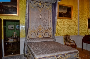 Латвия. Спальня в Рундальском дворце