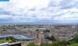 Шотландия. Вид на Эдинбург с Кэлтонского холма