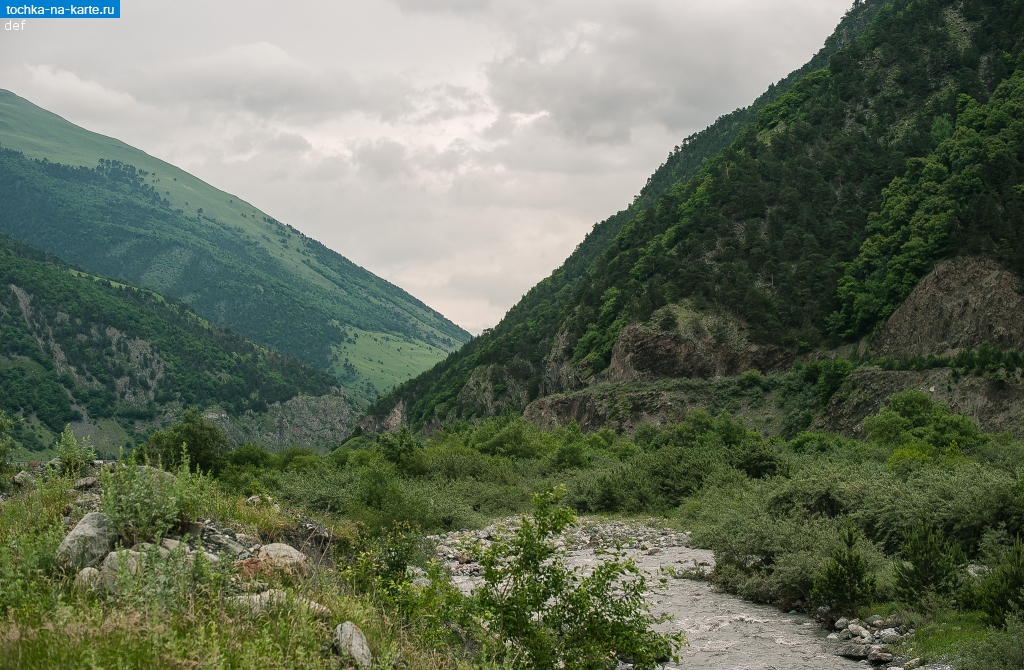 Северная Осетия. Природа возле пункта пропуска Верхний Ларс в Северной Осетии