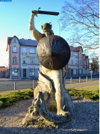 Латвия. Памятник Лачплесису, латышскому народному герою, в Юрмале