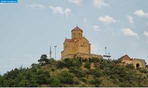 Грузия. Церковь Табори в Тбилиси