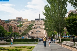 Армения. Ереванский Каскад
