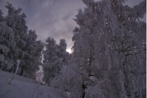 Алматы. В горах Алматы зимой.