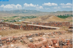Армения. В крепости Эребуни