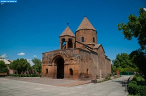 Армения. Церковь Шогакат в Вагаршапате