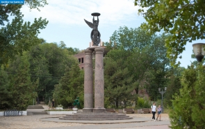 Ростовская область. Монумент в честь 300-летия Таганрога
