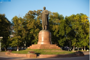 Адыгея. Памятник Ленину в Майкопе