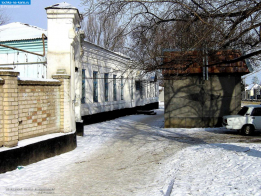 Благодарный. Вид на Дом детского творчества (слева в кадре) на ул.Первомайской