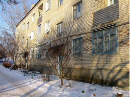 Благодарный. Дом №8 по ул.Первомайской со двора (с западной стороны)